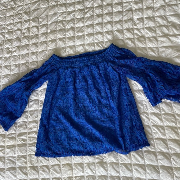 Lilly Pulitzer Blue Palm Lace Off-Shoulder Blouse - Picture 2 of 8